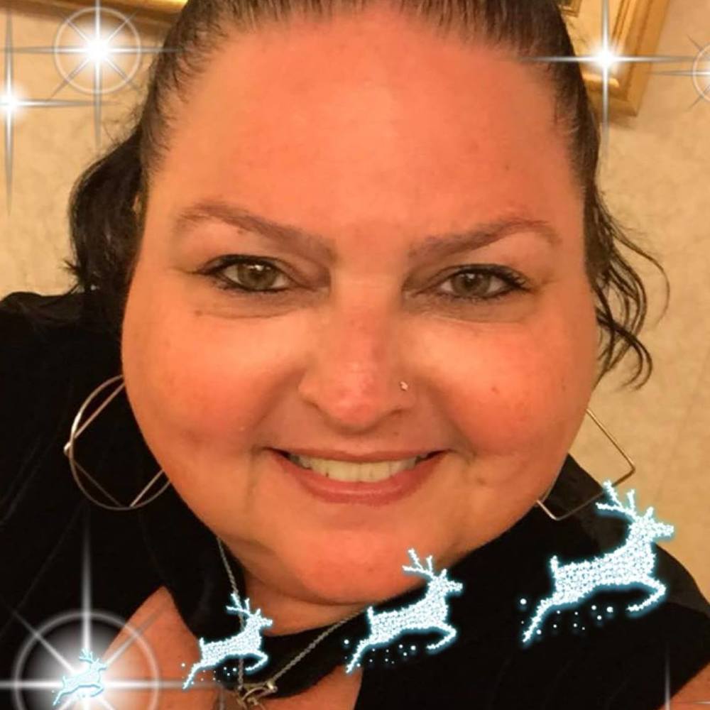 Meet your Posher, Carrie